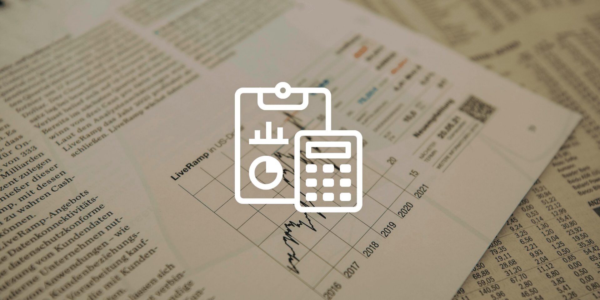 Clipboard and calculator to representing auditing, and the importance of vigilance when exposing and mitigating the risk ofcorporate fraud.