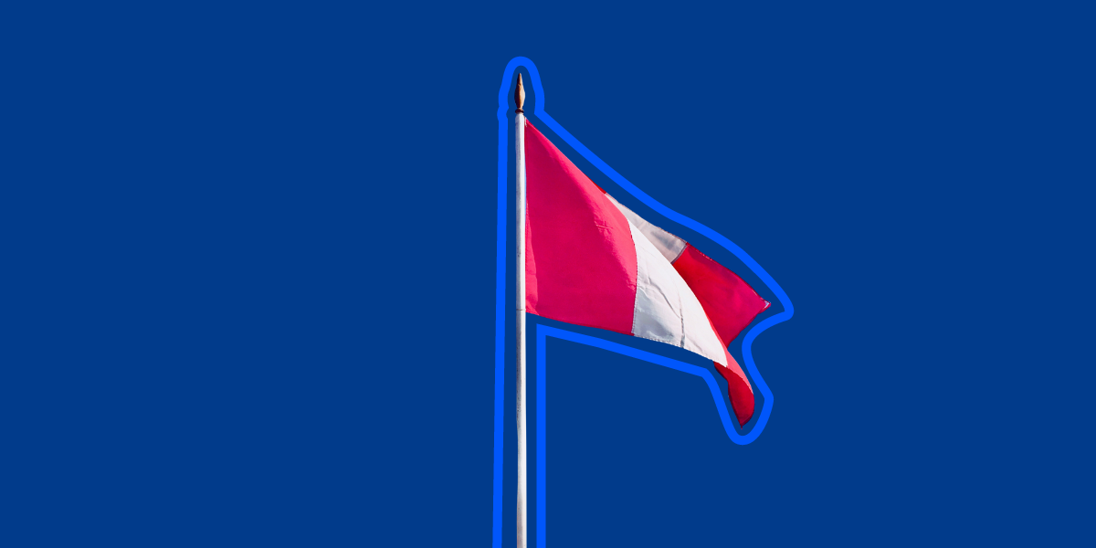 Peruvian flag waving with a blue stroke, reflecting the dynamics of Peru's financial systems and their impact on the economy.